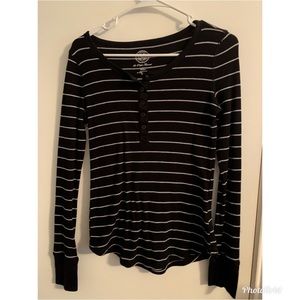 Half button long sleeve striped shirt